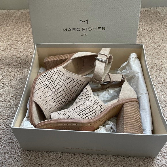 Marc Fisher Vixen Peep Toe Sandal - Picture 1 of 8